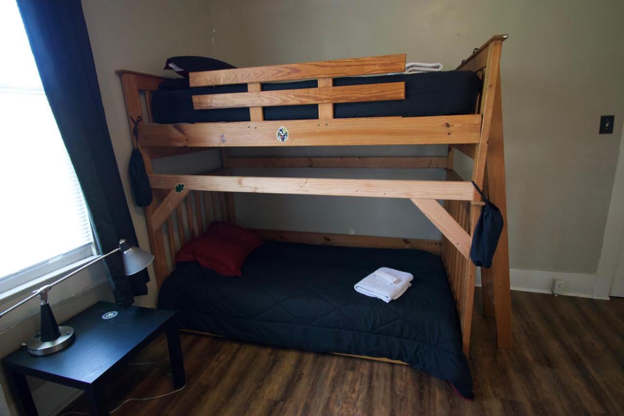 לאפאייט Cajun Hostel Downtown מראה חיצוני תמונה