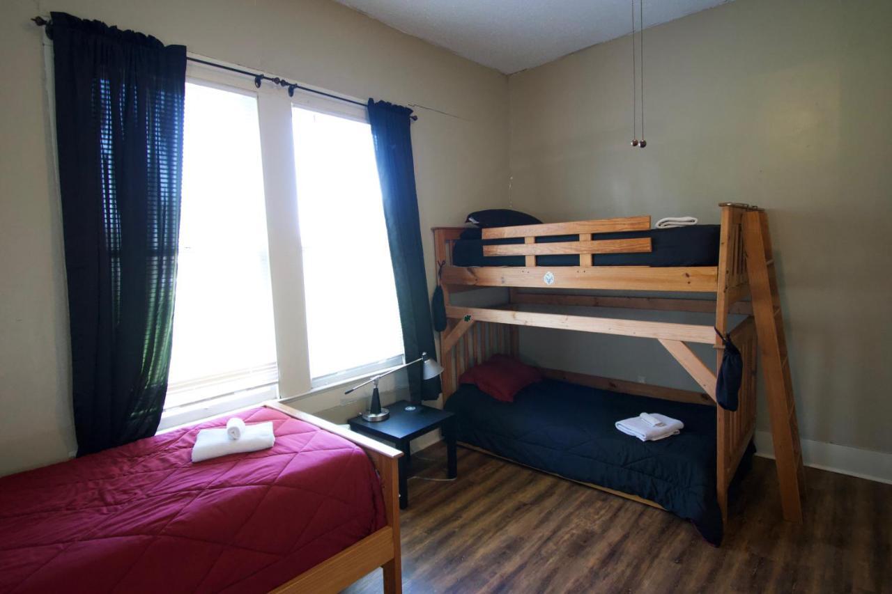 לאפאייט Cajun Hostel Downtown מראה חיצוני תמונה